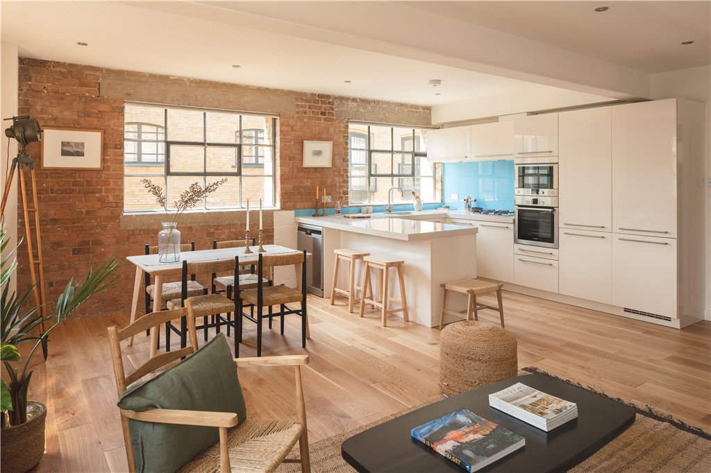 2 bed apartment for sale in Coriander Court, 20 Gainsford Street, London, SE1  - Property Image 2