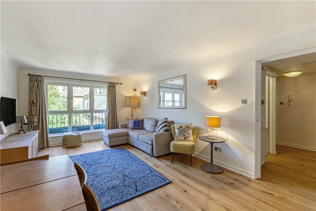 1 bed apartment to rent in Gainsford Street, London, SE1 1