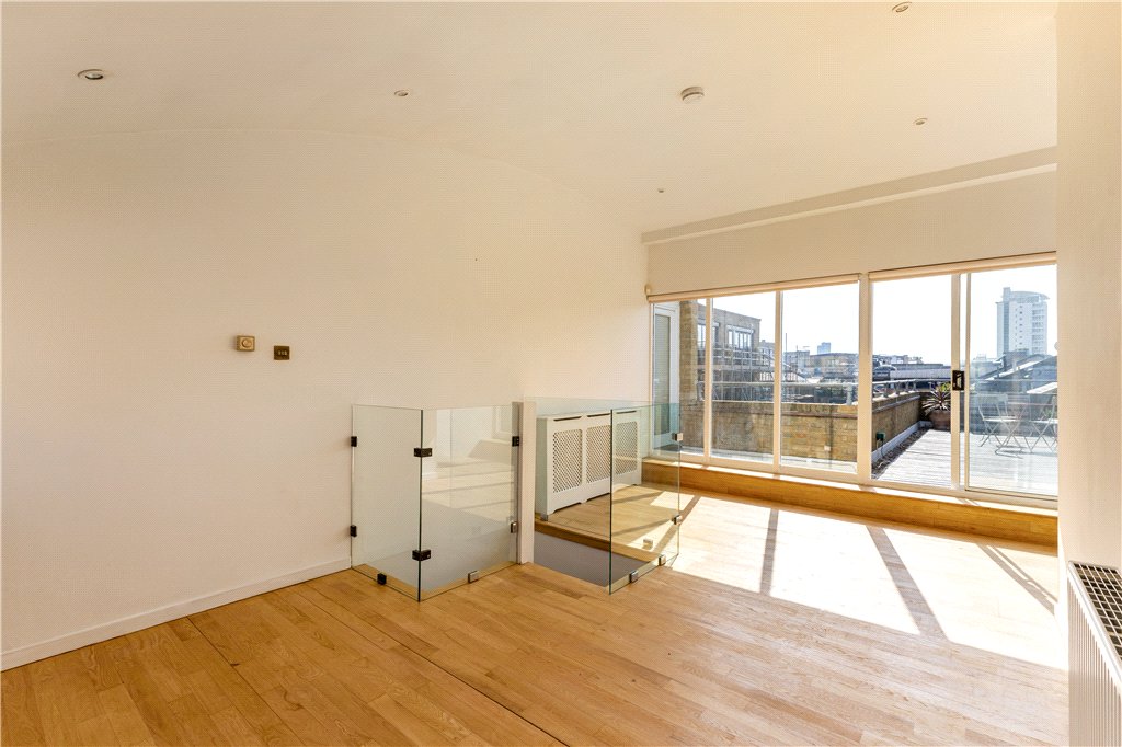 2 bed apartment for sale in Lafone Street, London, SE1 3