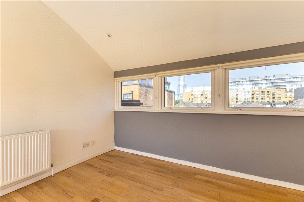 2 bed apartment for sale in Lafone Street, London, SE1 6