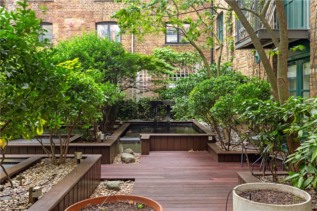 3 bed apartment for sale in Mill Street, London, SE1 21