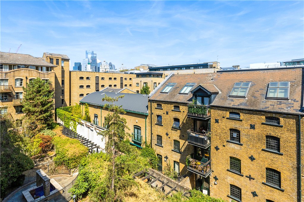 Apartment for sale in Queen Elizabeth Street, London, SE1  - Property Image 5