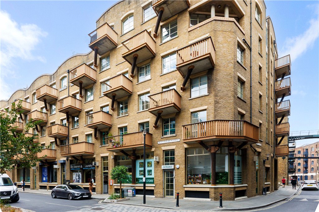 Apartment for sale in Queen Elizabeth Street, London, SE1 14