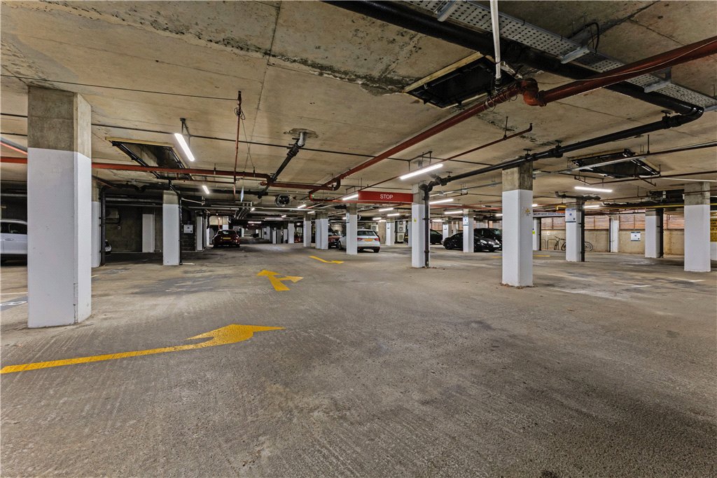 Apartment for sale in Queen Elizabeth Street, London, SE1  - Property Image 16