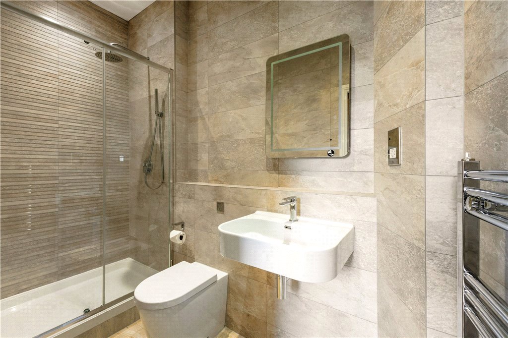 2 bed apartment for sale in Tanner Street, London, SE1 9
