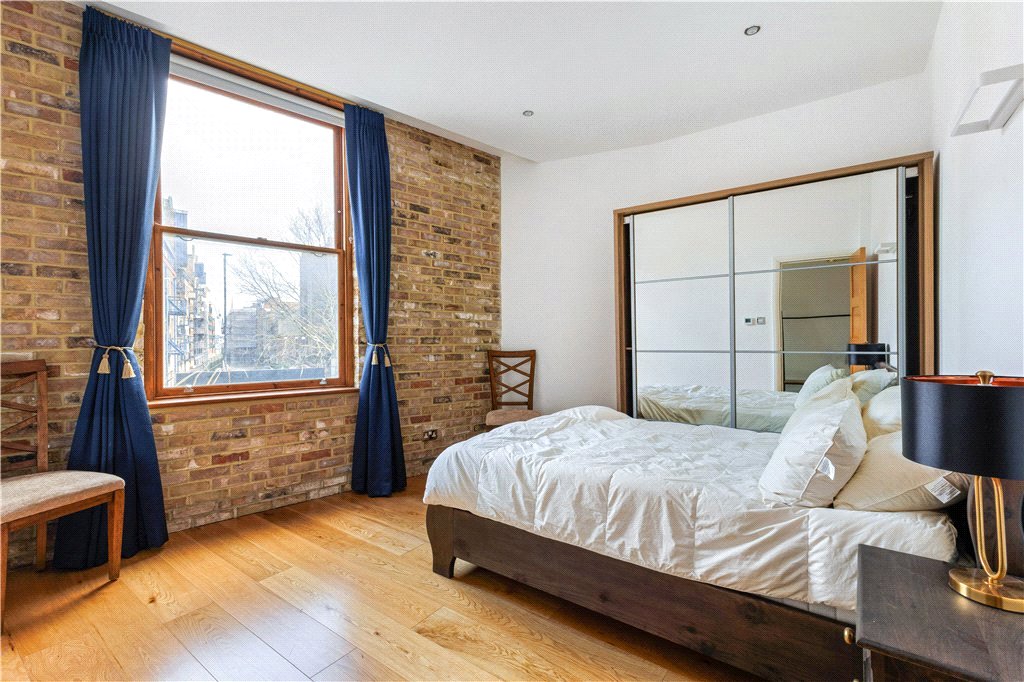 2 bed apartment for sale in Tanner Street, London, SE1 10