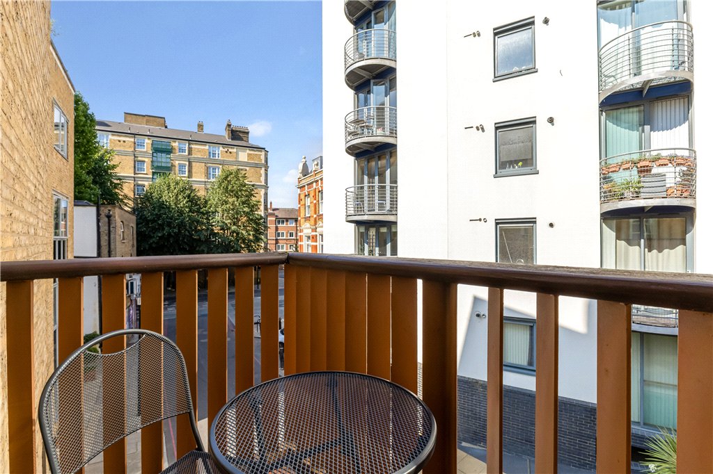 1 bed apartment for sale in Queen Elizabeth Street, London, SE1  - Property Image 7