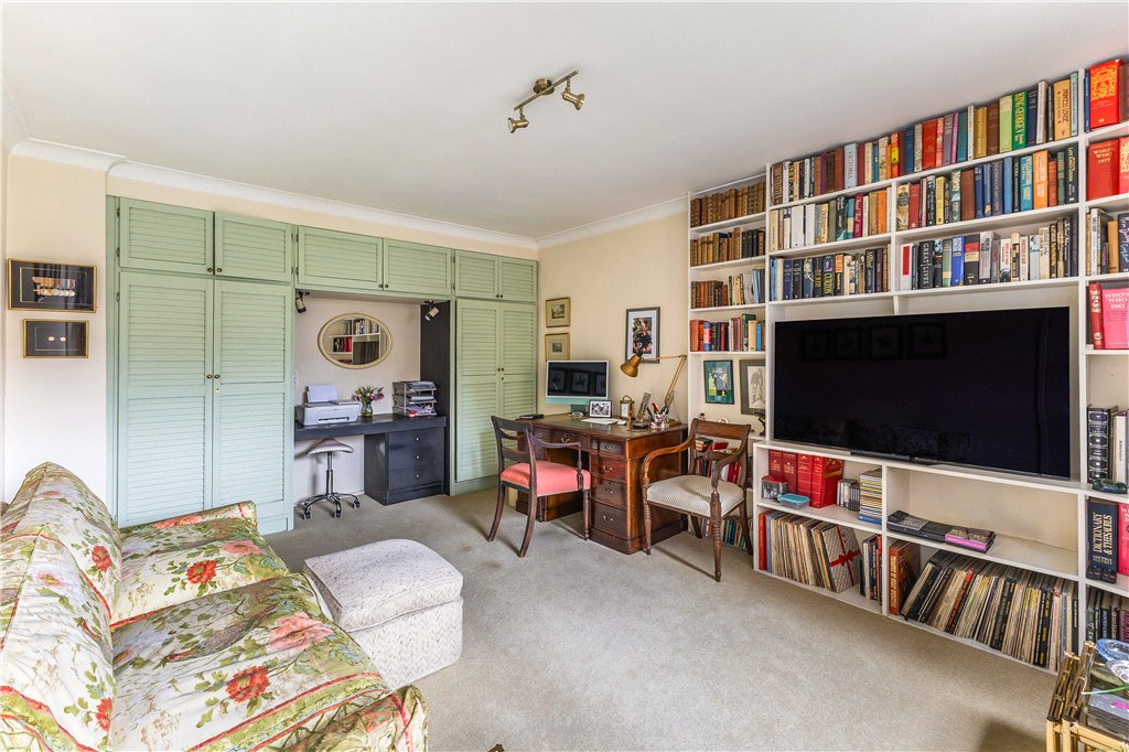 4 bed end of terrace house for sale in Shaftesbury Mews, London, W8  - Property Image 8
