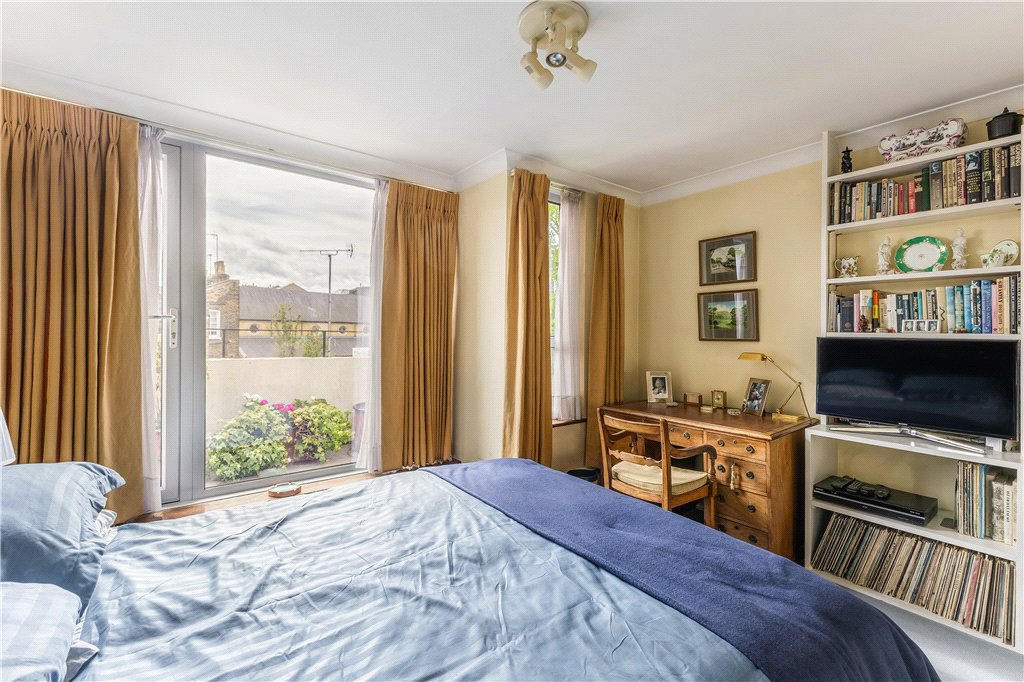 4 bed end of terrace house for sale in Shaftesbury Mews, London, W8 14