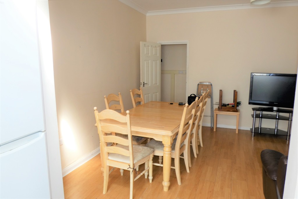 4 bed terraced house to rent in Northcote Avenue, Southall  - Property Image 6