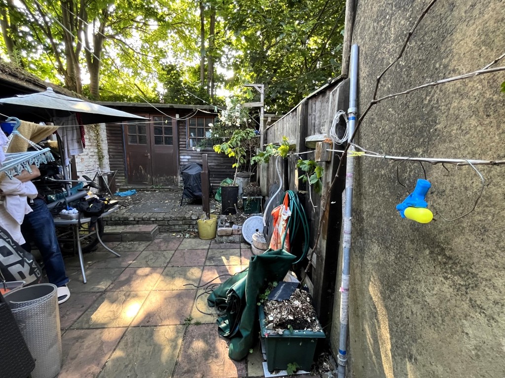 2 bed end of terrace house to rent in Martindale Road, Middlesex  - Property Image 7