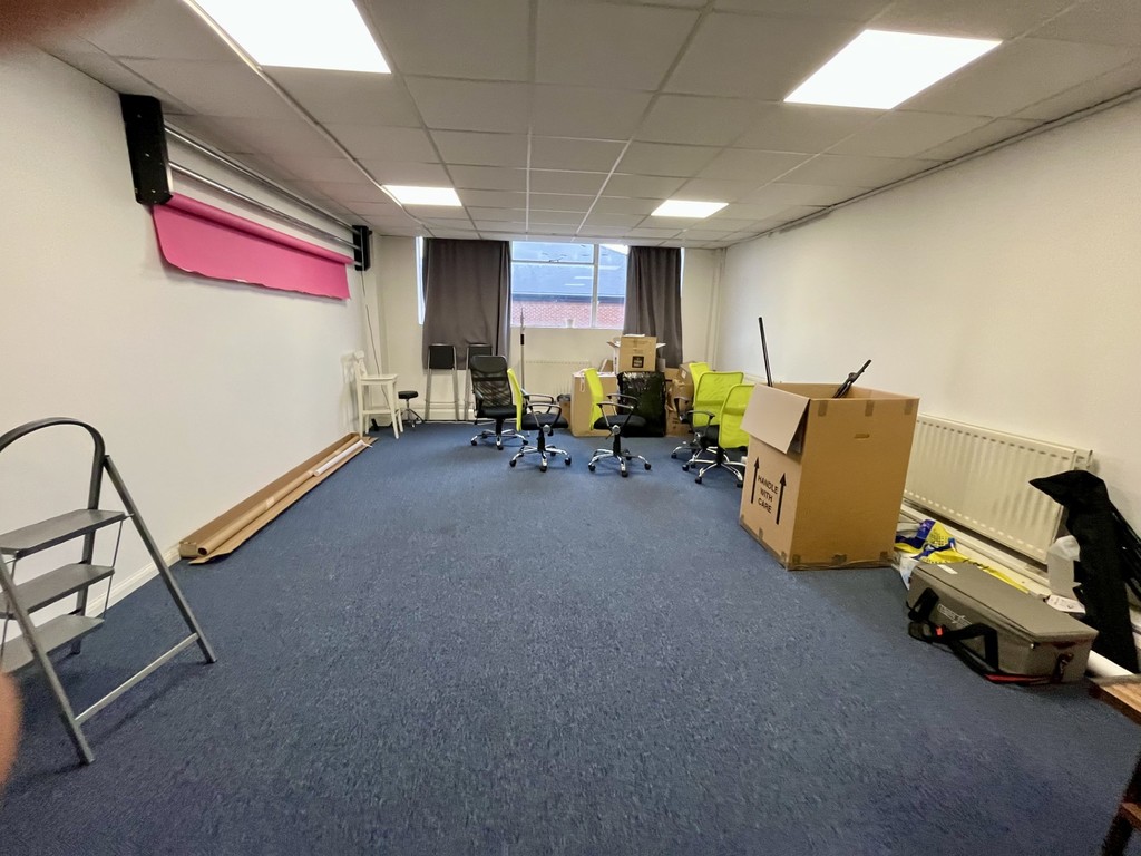 To rent in Staines Road, Hounslow  - Property Image 5