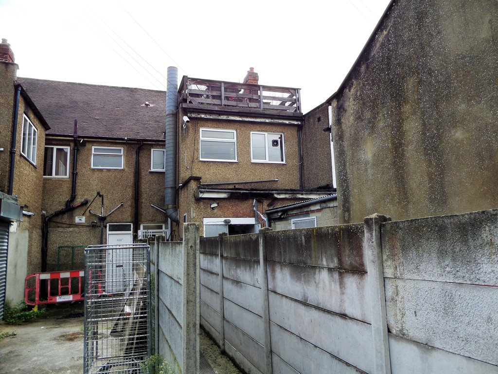 2 bed flat for sale in Staines Road, Feltham 18