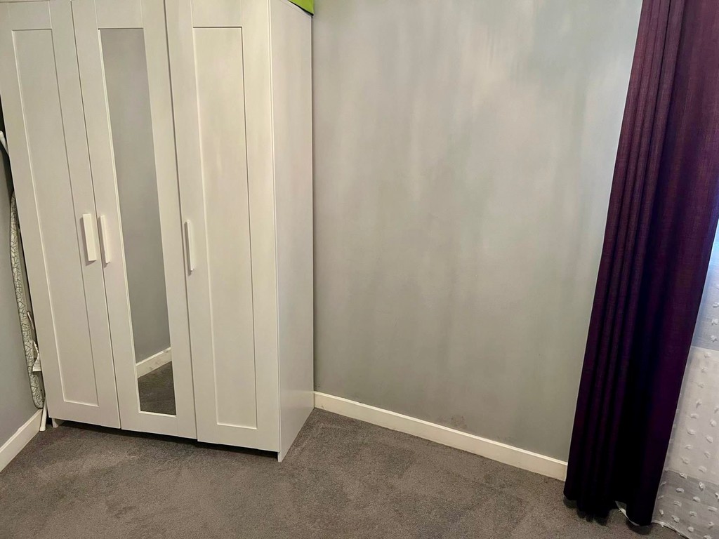 2 bed apartment for sale in Page Road, Feltham  - Property Image 19