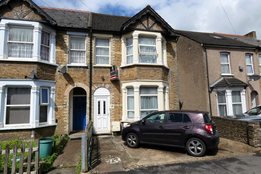 1 bed house share to rent in Otterfield Road, Middlesex  - Property Image 2
