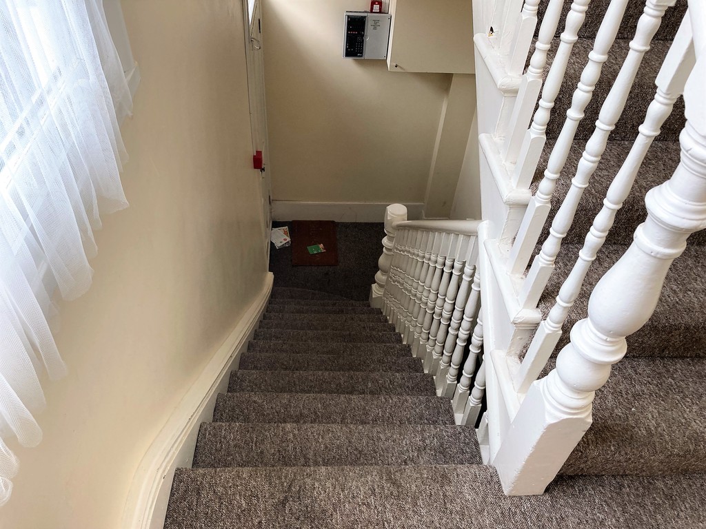 3 bed flat to rent in Ewell Road, Surbiton 6