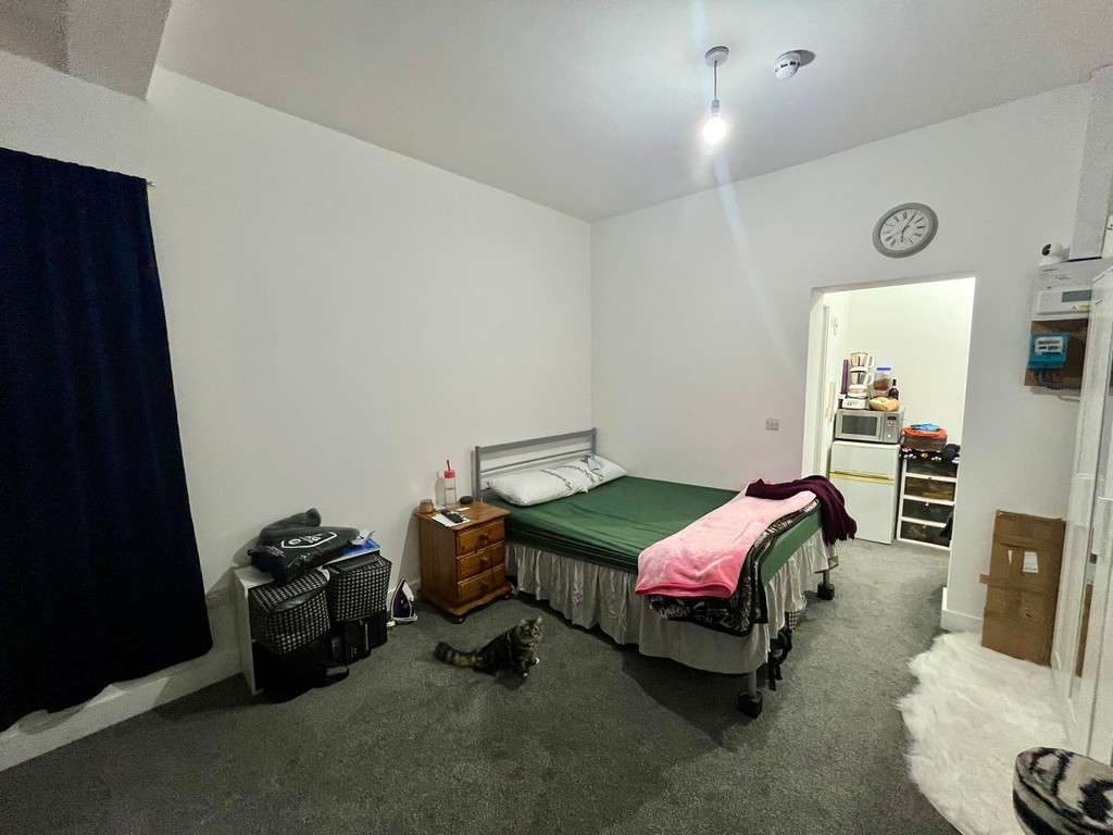 1 bed house share to rent in Grove Road R, Middlesex  - Property Image 7