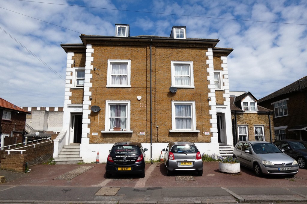 1 bed house share to rent in Grove Road R, Middlesex  - Property Image 4