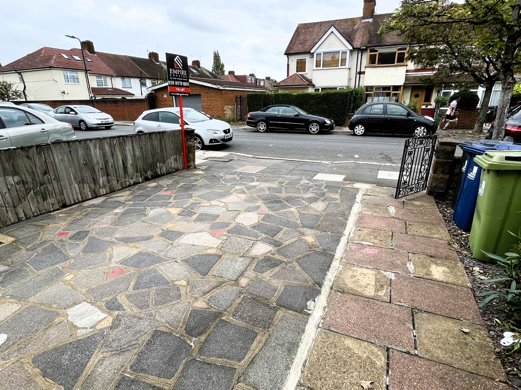 3 bed terraced house to rent in Mornington Road, Greenford 12