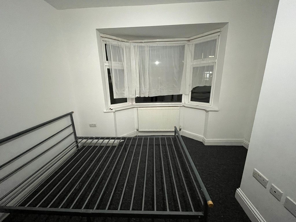 1 bed house share to rent in Mount Road, Hayes  - Property Image 2