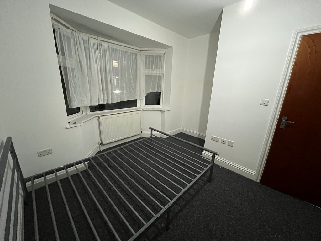 1 bed house share to rent in Mount Road, Hayes  - Property Image 1