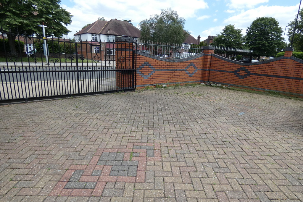 1 bed flat to rent in Bath Road, Middlesex 3