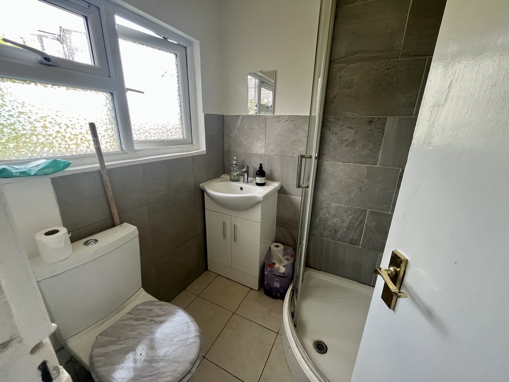 1 bed flat to rent in Bath Road, Middlesex 5