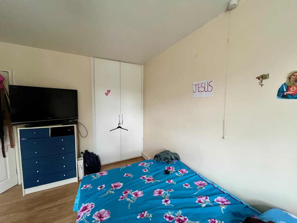 2 bed flat for sale in Bath Road, Hounslow 6