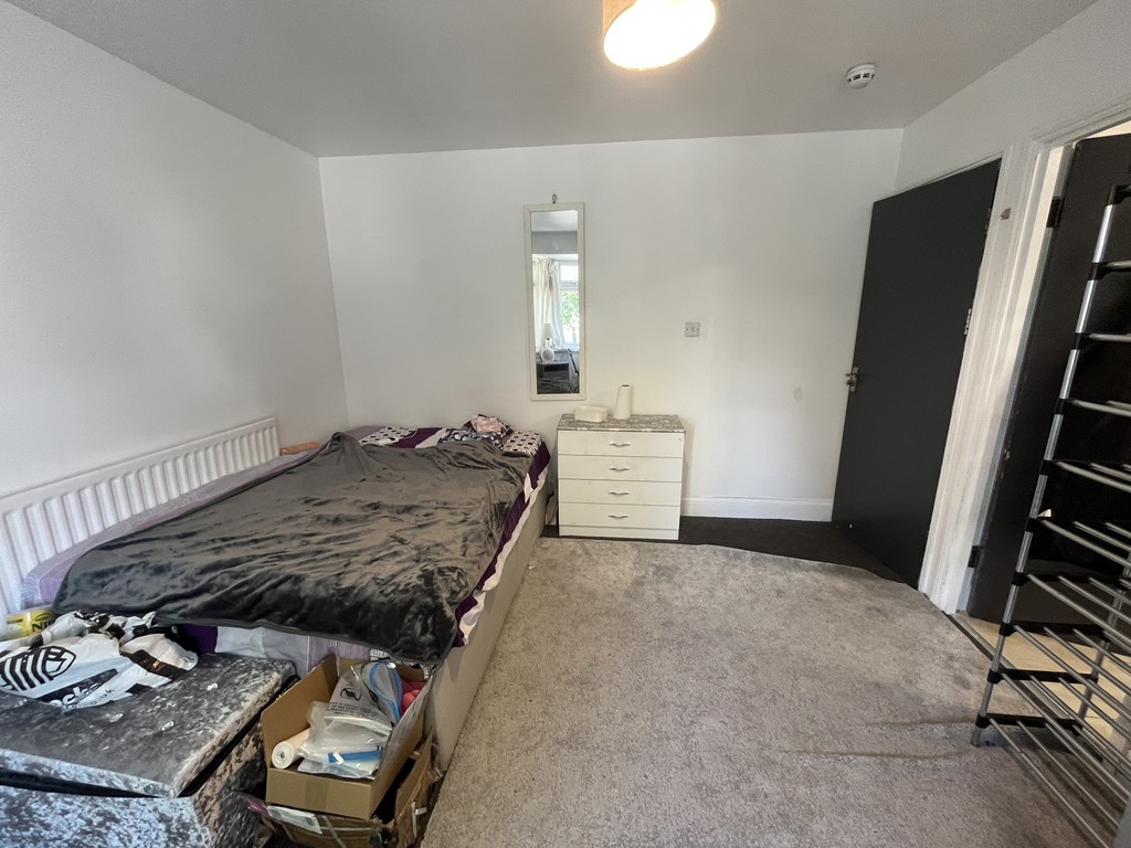 1 bed house share to rent in Lady Margaret Road, Southall 1
