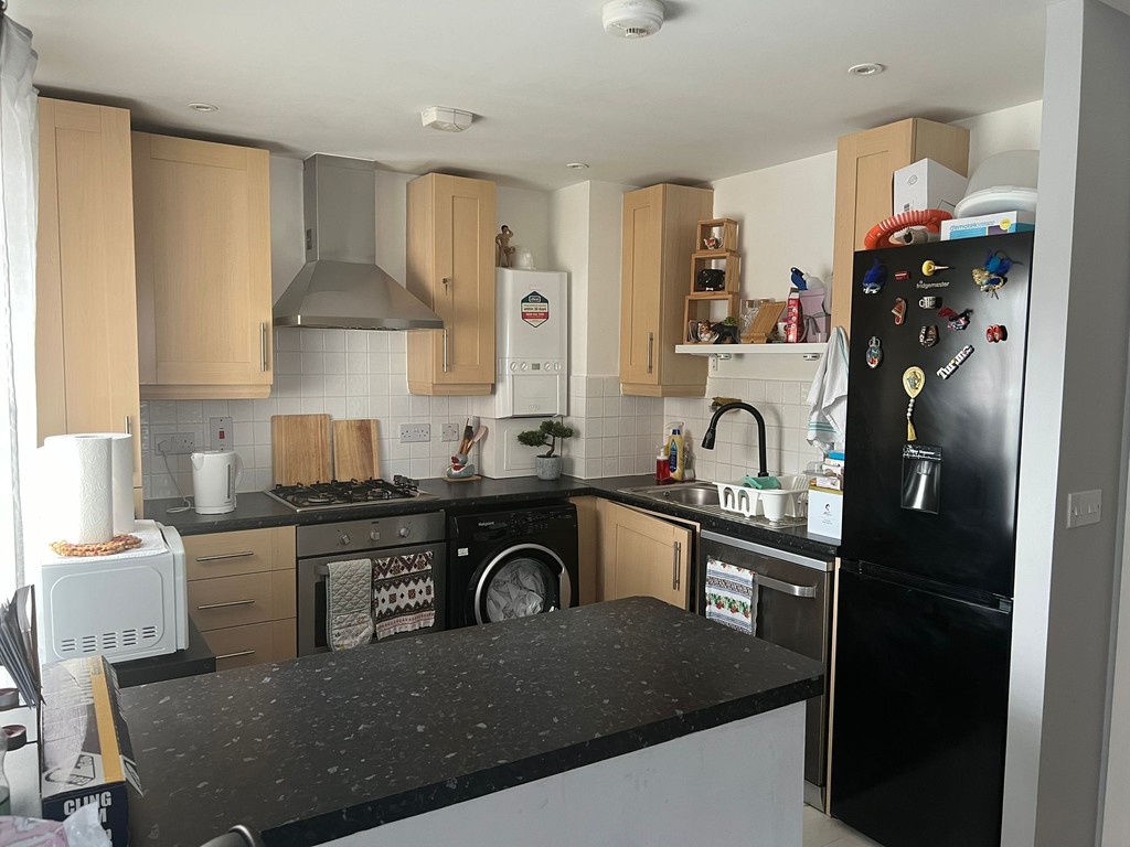 2 bed apartment for sale in Page Road, Feltham  - Property Image 14