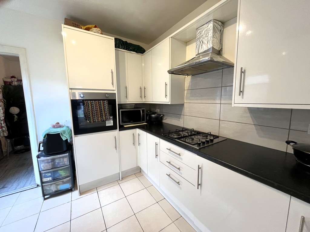 3 bed terraced house for sale in Hibernia Road, Middlesex  - Property Image 6