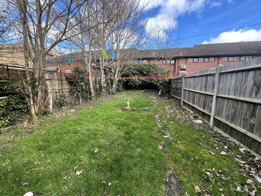 3 bed terraced house for sale in Hibernia Road, Middlesex  - Property Image 18