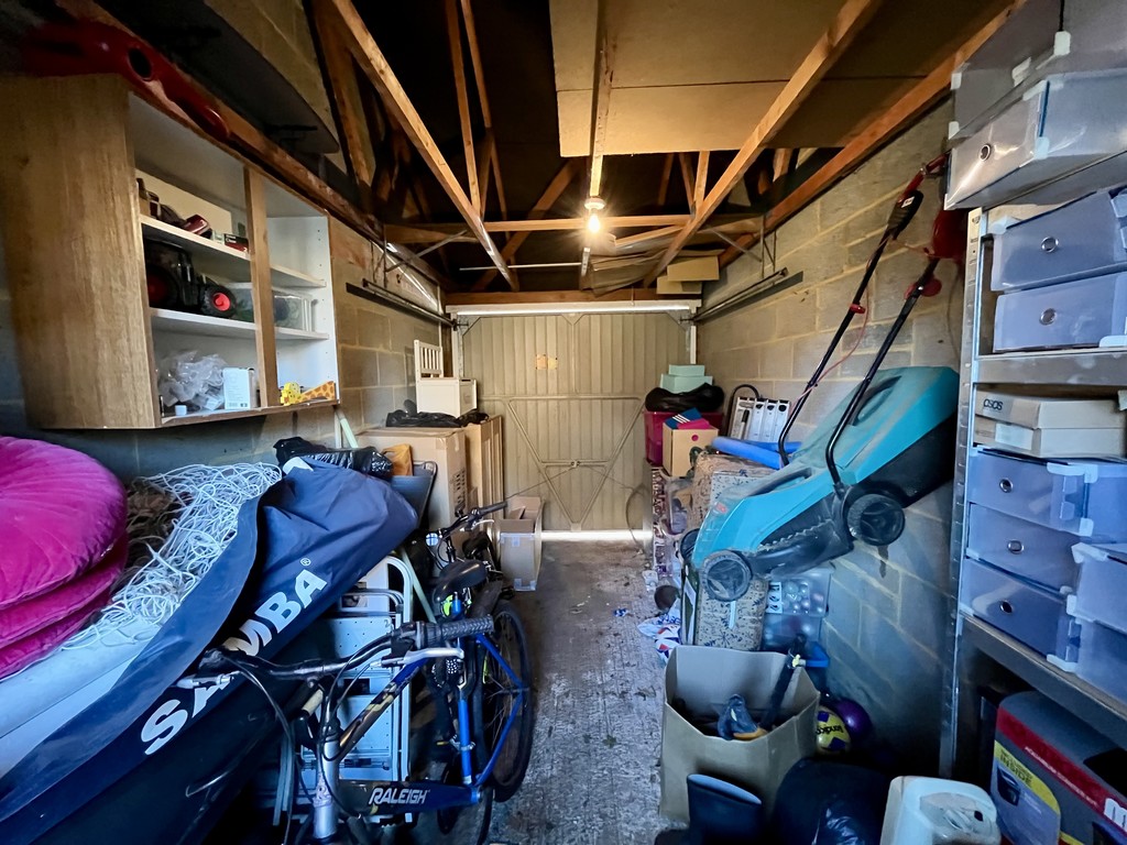 3 bed detached house for sale in Milton Gardens, Staines 15