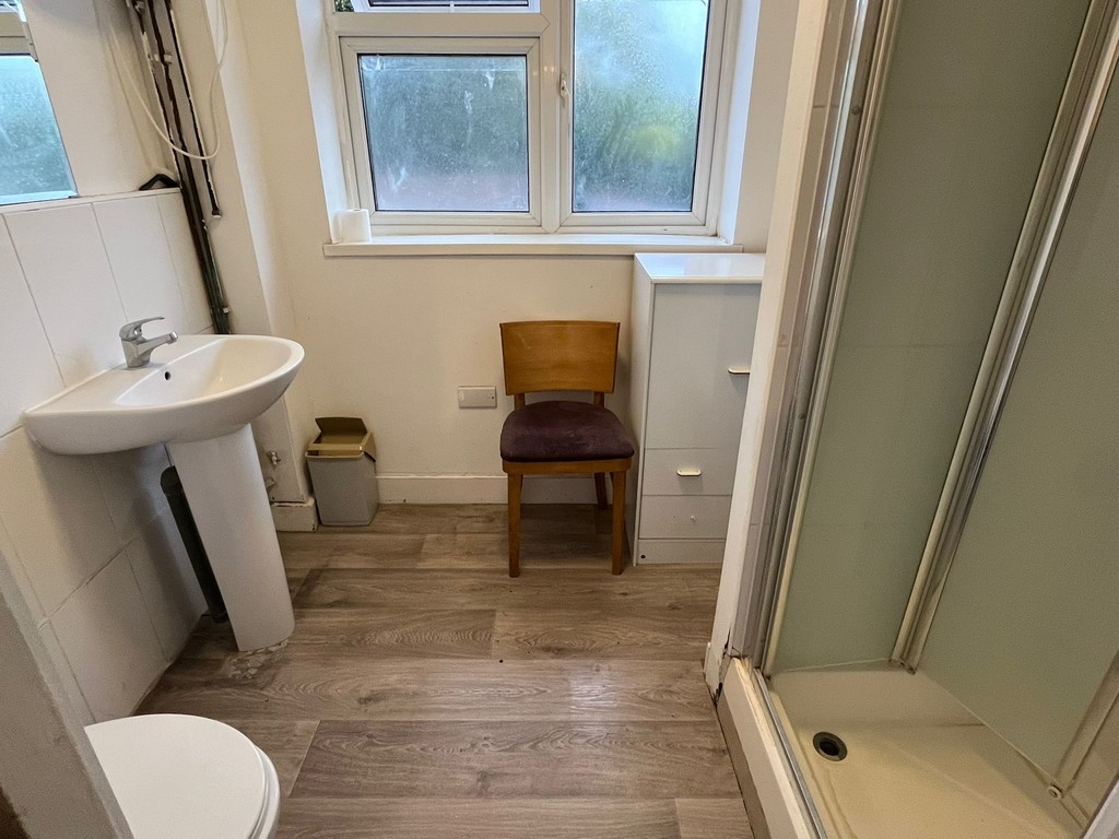 1 bed house share to rent in Lady Margaret Road, Middlesex 2