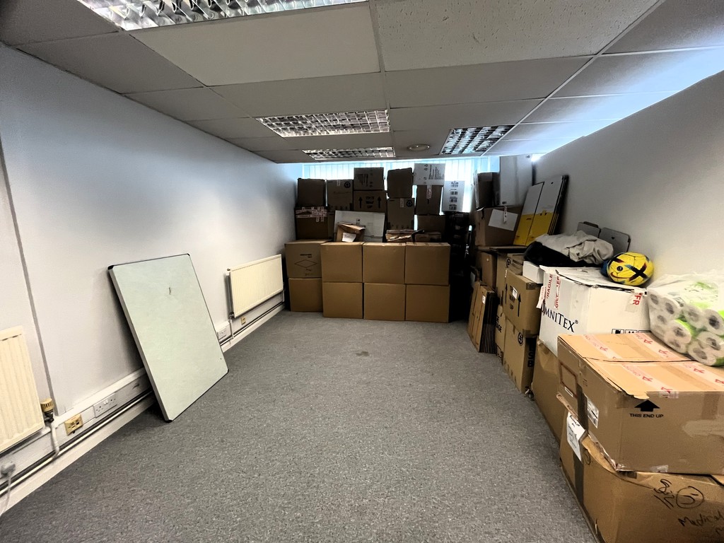 To rent in Browells Lane, Feltham 1