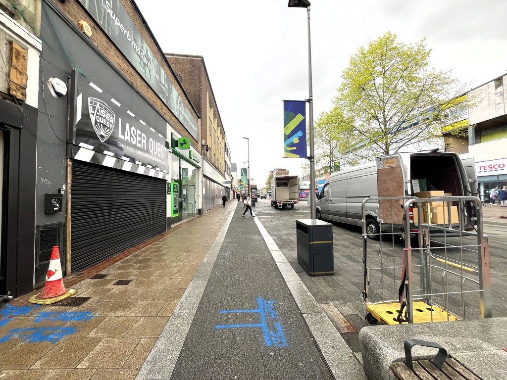 To rent in Marlowes, Hemel Hempstead 16