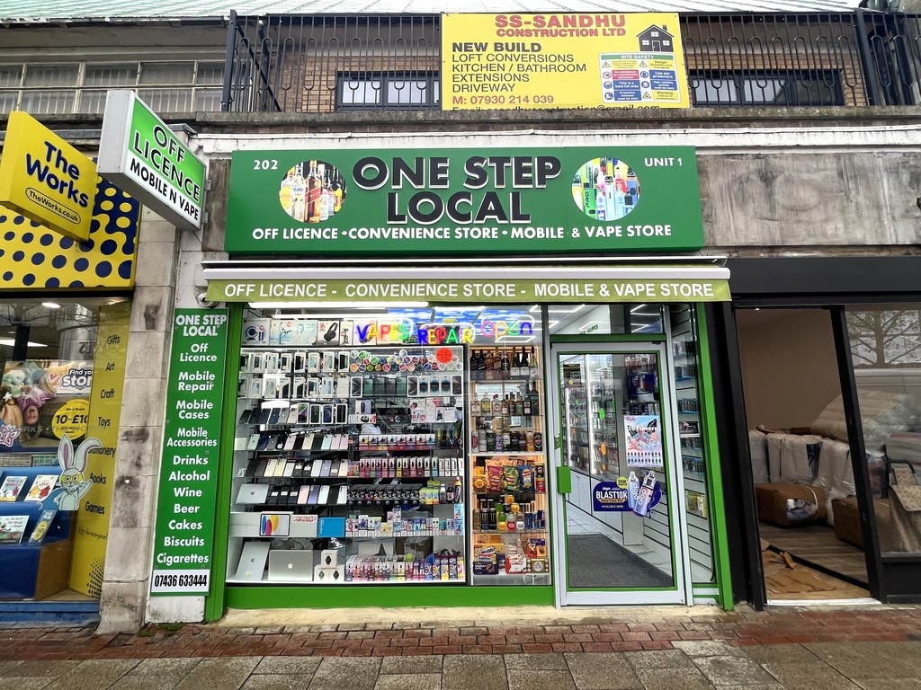 Empire Estates are DELIGHTED to OFFER this FULLY REFURBISHED RETAIL PREMISES IN HEART OF THE MARLOWES IN HEMEL HEMSTEAD TOWN CENTRE.  Currently the shop is trading Cigarettes, Vapes, Mobile Phone Accessories, Alcohol Licensed and Grocery shop.  The Large Lock Up comprises of retail shop floor and storage room to rear and WC with total area approx 650 sq foot. . The shop is located in Prime Location in a busy parade with amply passing trade. Excellent transport links & Early viewings are HIGHLY RECOMMENDED.