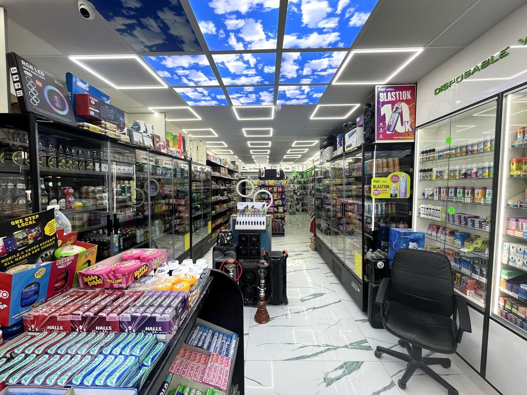 To rent in Marlowes, Hemel Hempstead 1