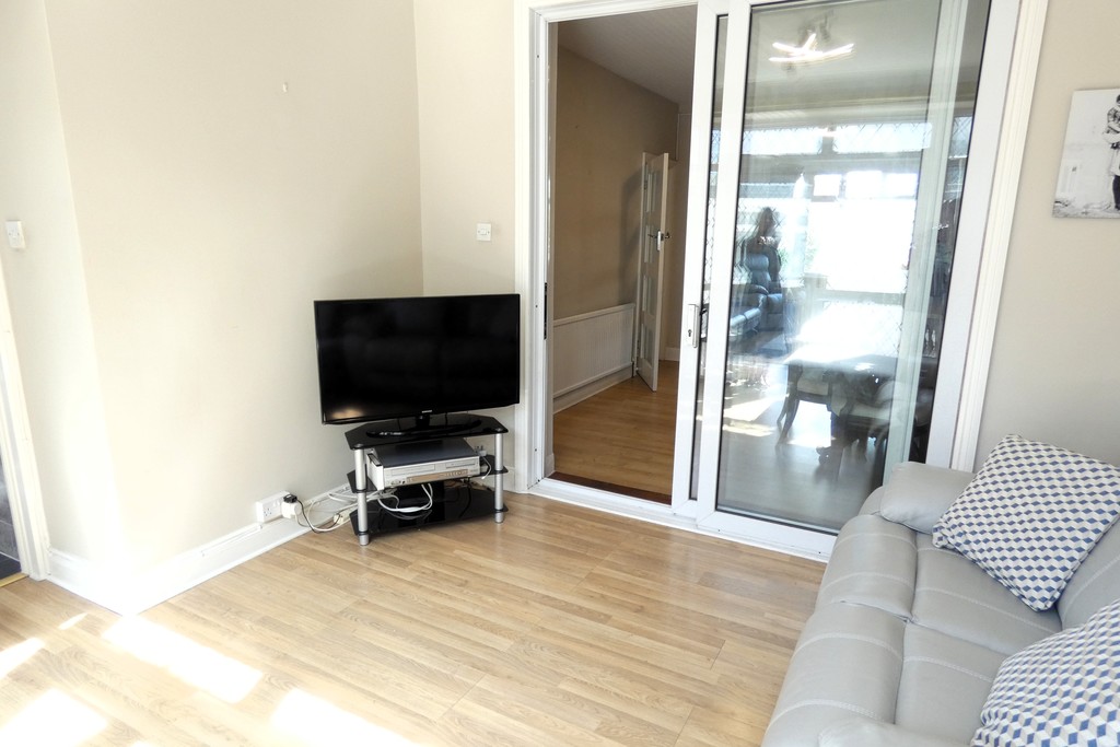 3 bed semi-detached house for sale in Ellington Road, Hounslow  - Property Image 27