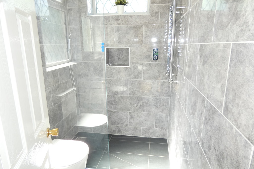 3 bed semi-detached house for sale in Ellington Road, Hounslow 27