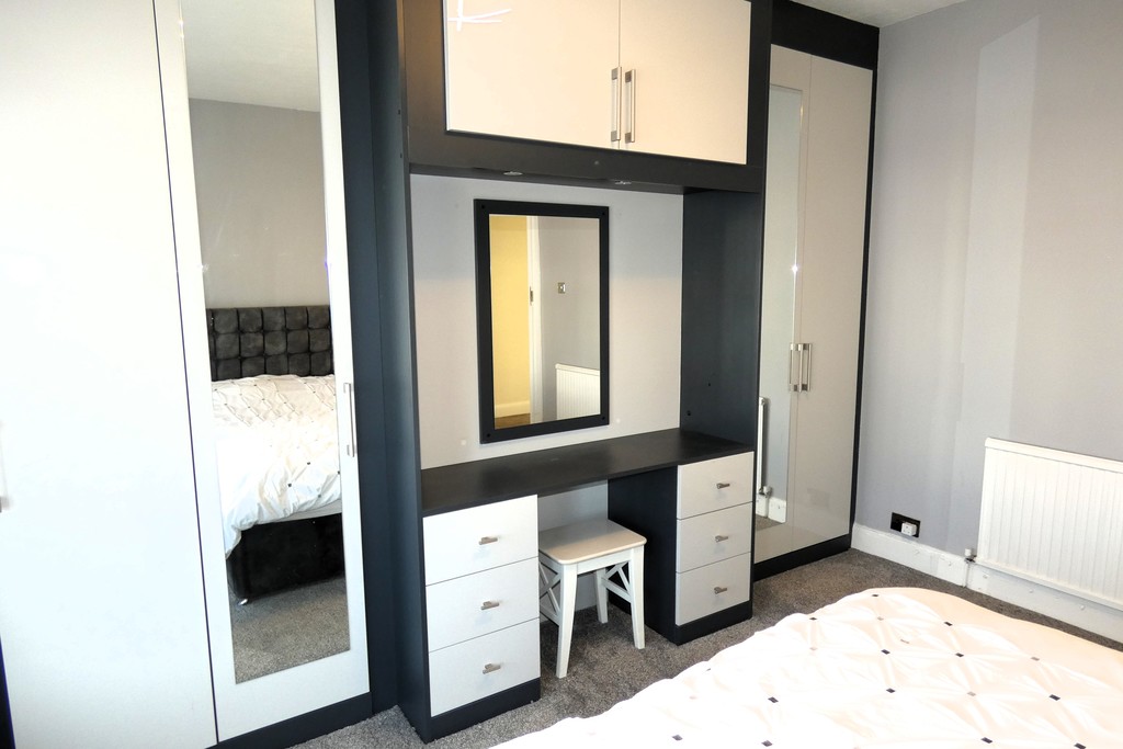 3 bed semi-detached house for sale in Ellington Road, Hounslow 22