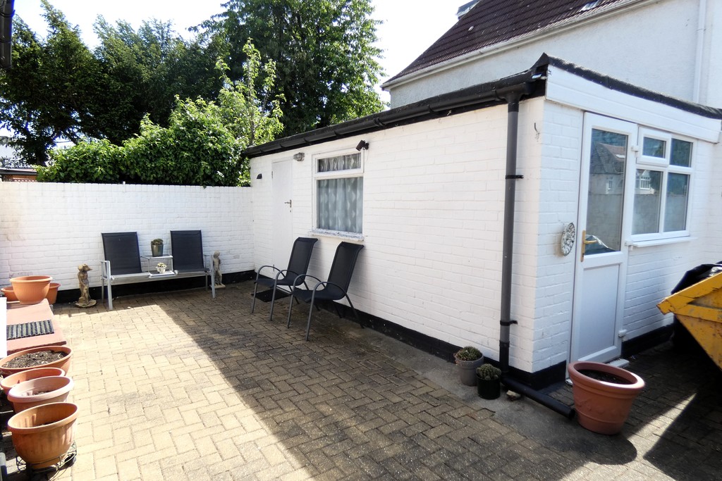3 bed semi-detached house for sale in Ellington Road, Hounslow  - Property Image 34