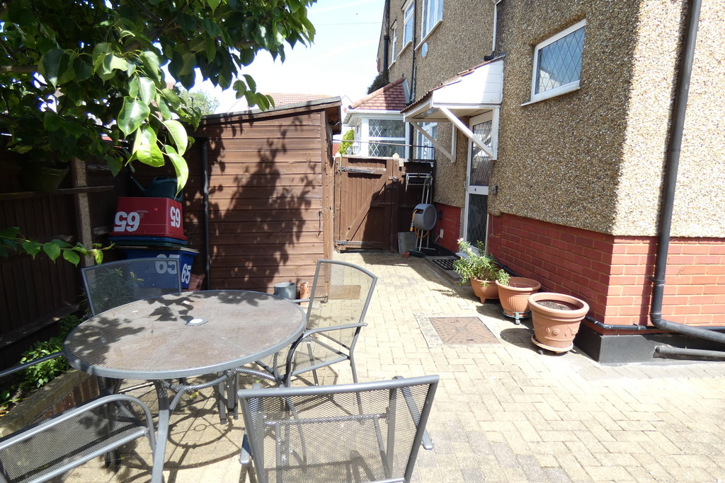 3 bed semi-detached house for sale in Ellington Road, Hounslow 35