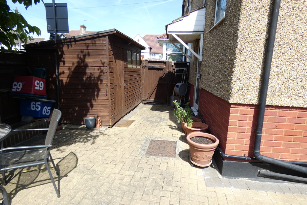 3 bed semi-detached house for sale in Ellington Road, Hounslow  - Property Image 38
