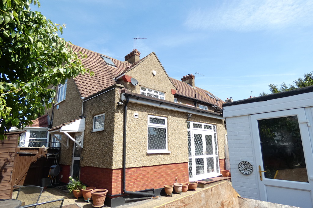 3 bed semi-detached house for sale in Ellington Road, Hounslow  - Property Image 37