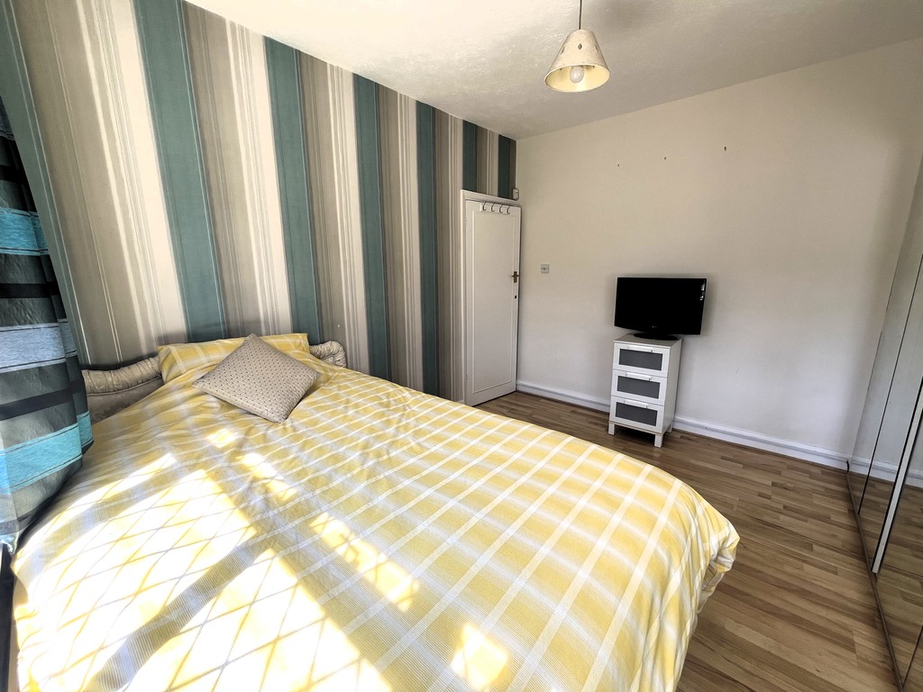3 bed semi-detached house for sale in Ellington Road, Hounslow  - Property Image 20