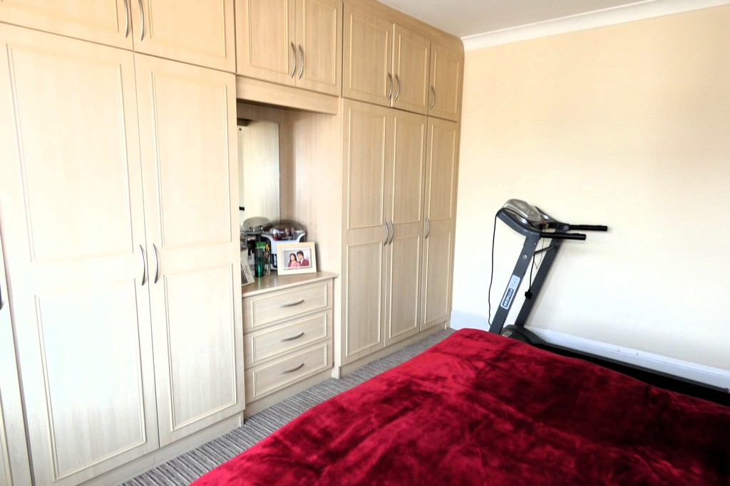 4 bed semi-detached house for sale in Martindale Road, Middlesex 13