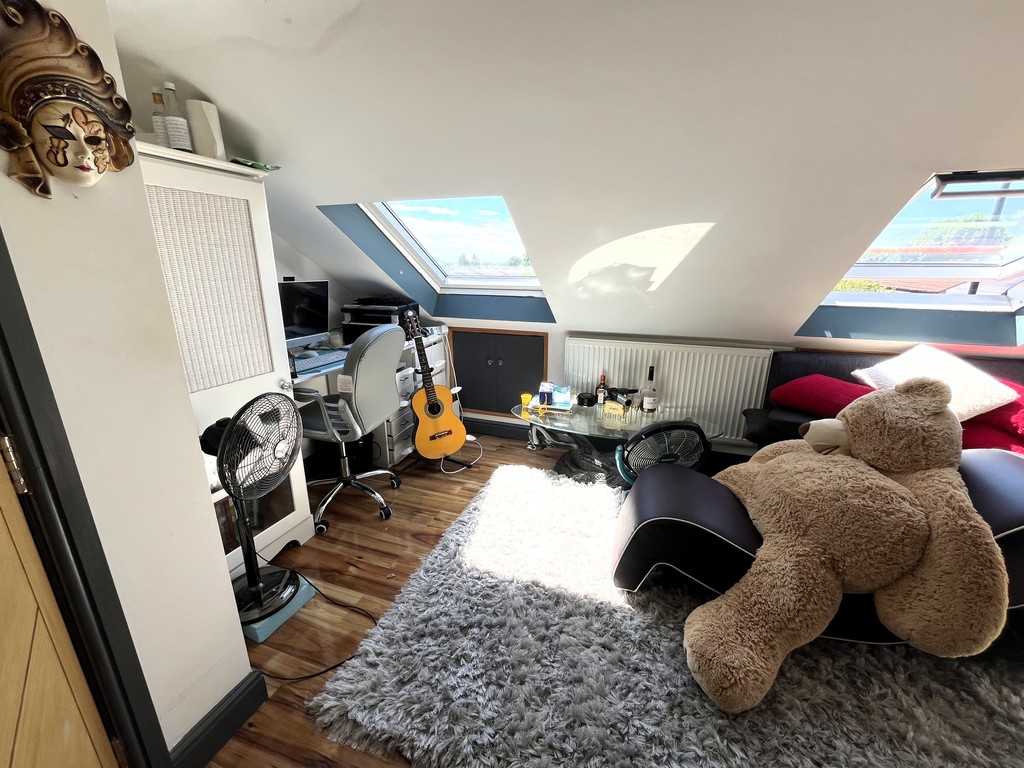 6 bed semi-detached house to rent in Bedfont Lane, Feltham  - Property Image 20
