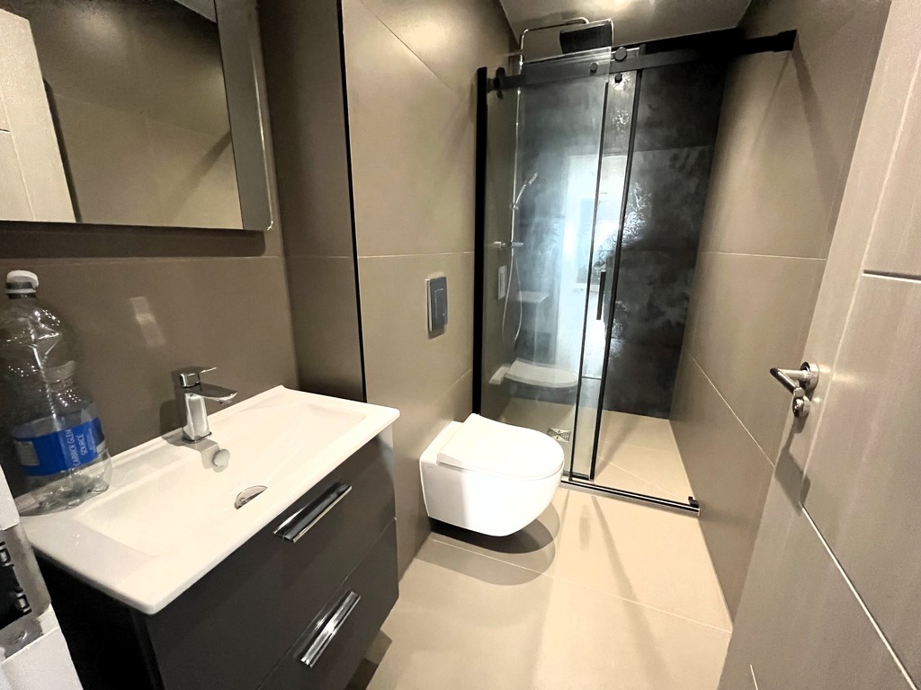 1 bed flat to rent in Eaton Place, Reading 3