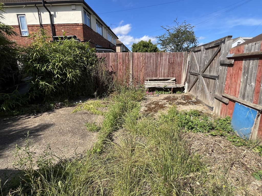 3 bed semi-detached house for sale in York Way, Feltham 14